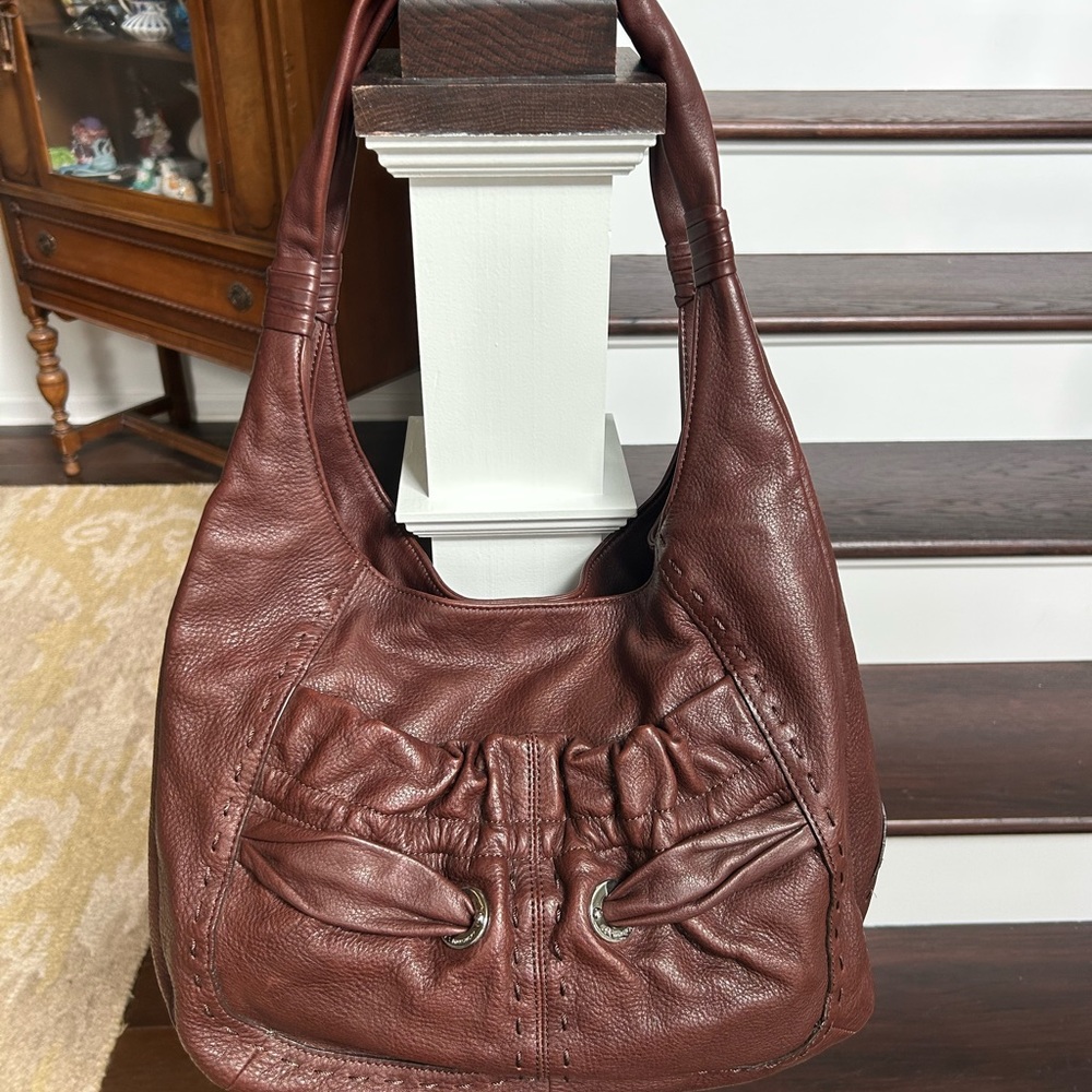 B Makowsky 100% Leather Hobo slouch shoulder bag EUC